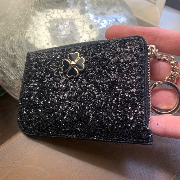 SOLD⛔️Authentic Kate Spade glitter/Patent leather cd/Key - Picture 2 of 6